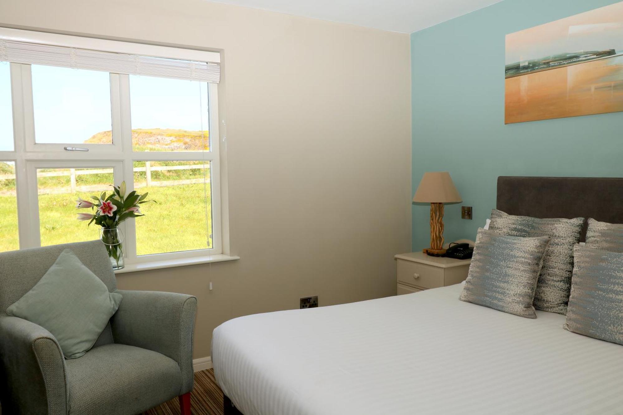 Causeway Hotel Бушмилс Екстериор снимка