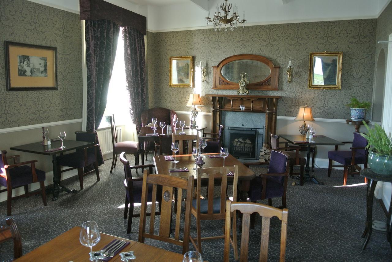 Causeway Hotel Бушмилс Екстериор снимка