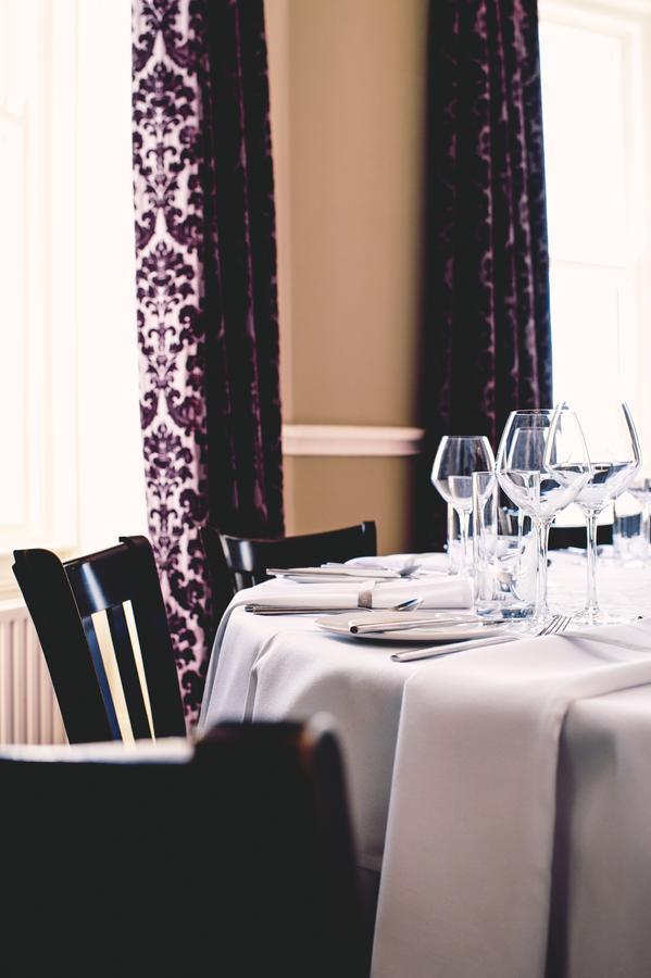 Causeway Hotel Бушмилс Екстериор снимка