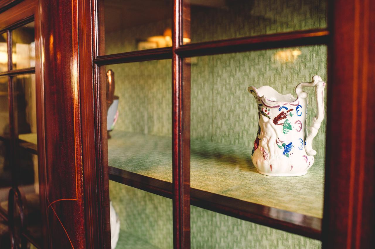 Causeway Hotel Бушмилс Екстериор снимка